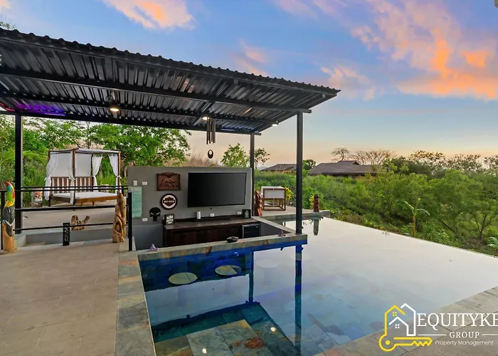 Villa Casa Luna Amarillo - Your Pacific Escape! *