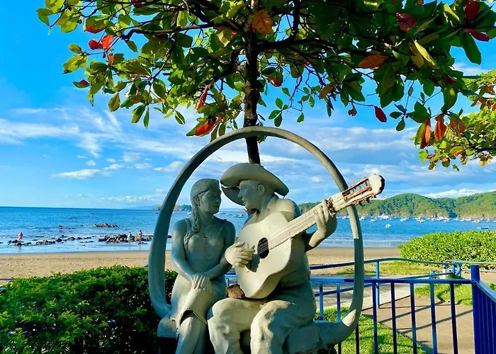 Casa Luna Amarillo - Your Pacific Escape!